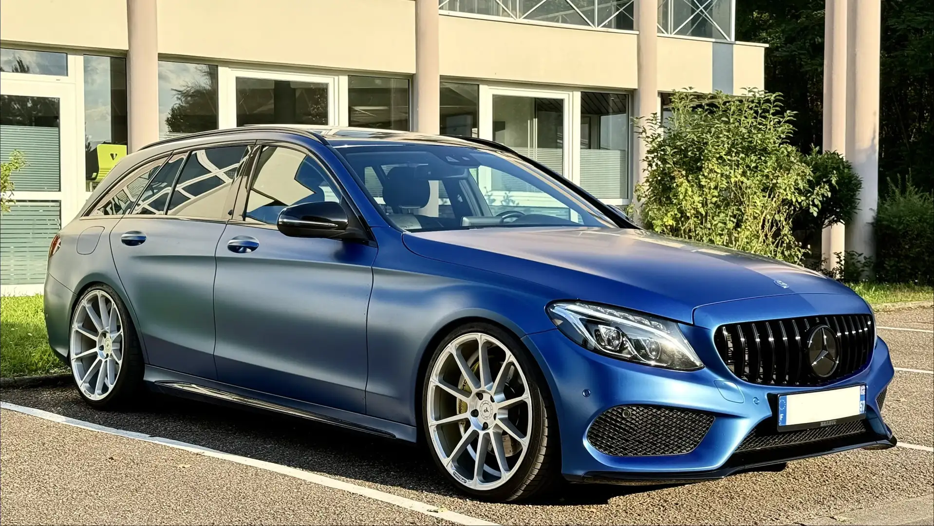 Mercedes-Benz C 400 4Matic T 7G-TRONIC AMG Line - 1