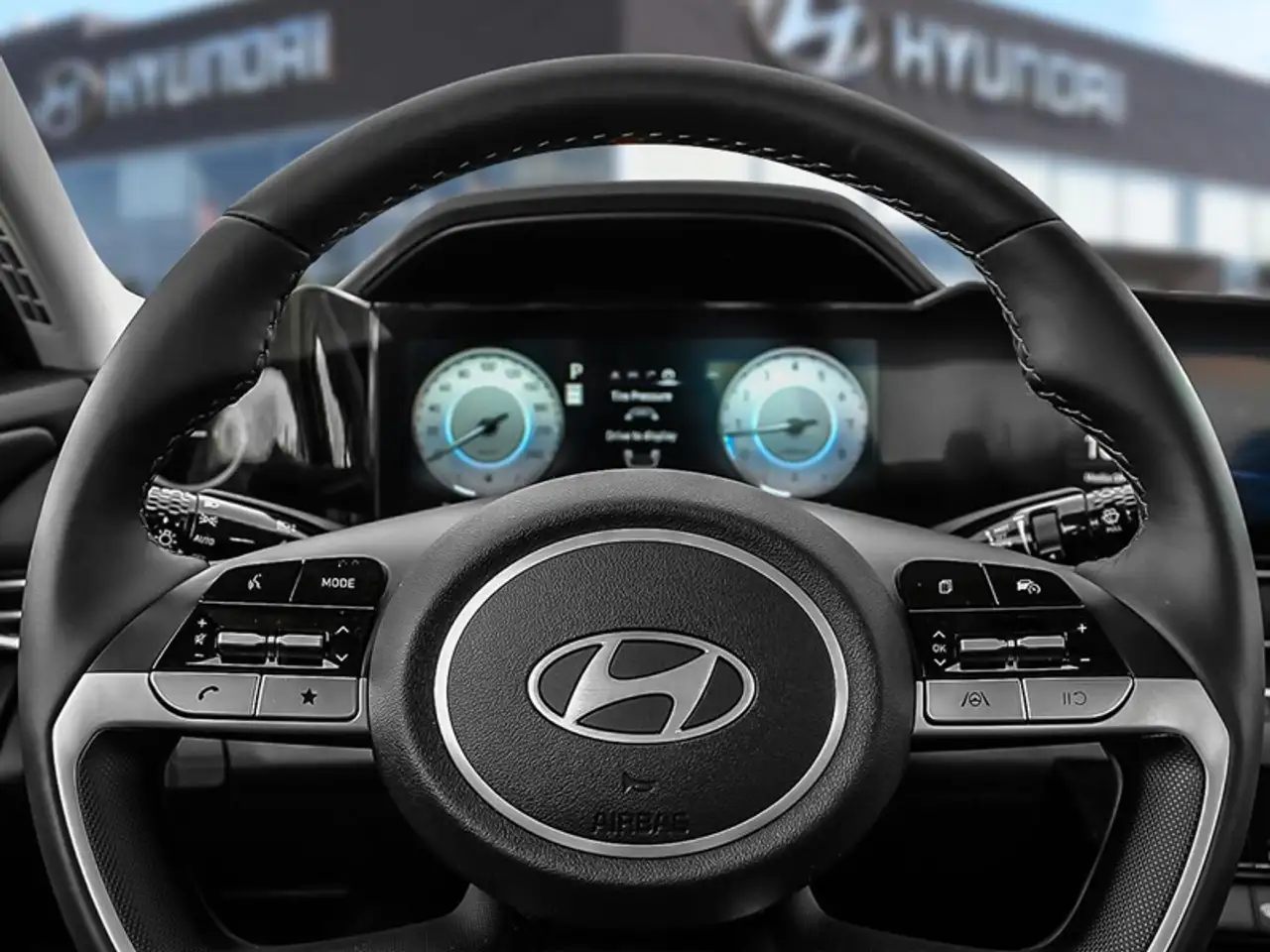 Hyundai ELANTRA снимка Hyundai ELANTRA