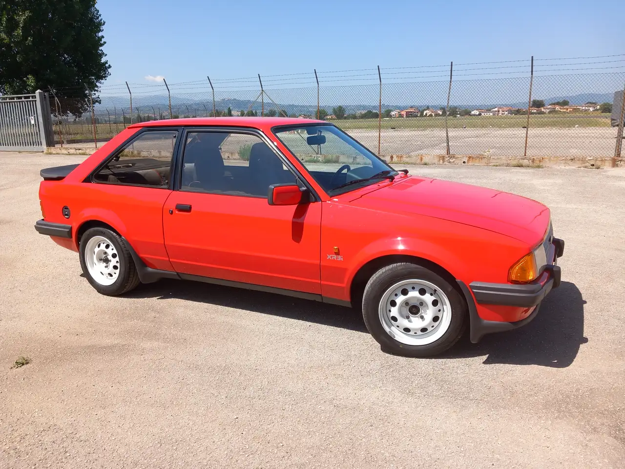 Ford Escort 3p xr3 i, foto 4