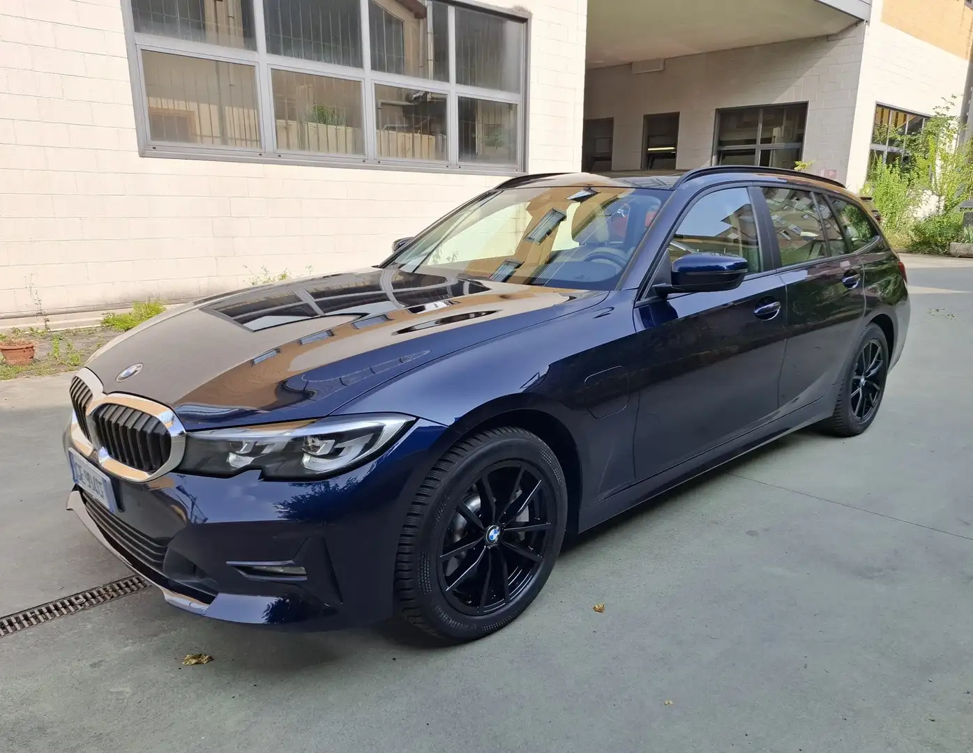 BMW 330 330e Touring xdrive Luxury auto Blu/Azzurro - 1