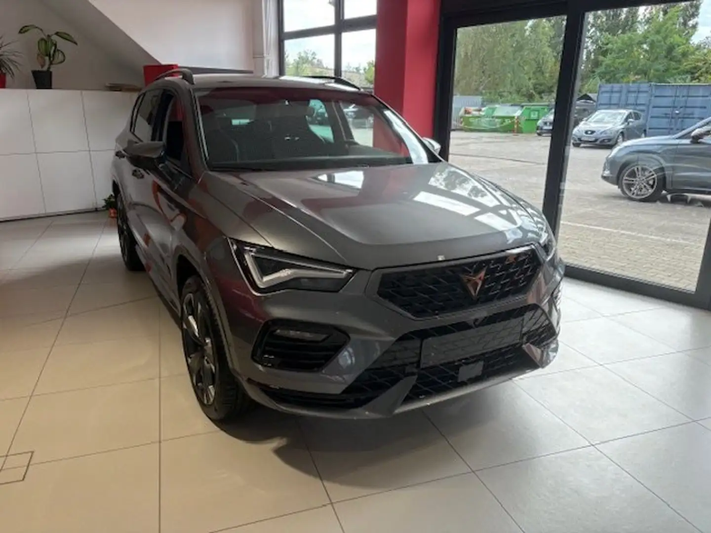 CUPRA Ateca Basis 4Drive Grau - 2