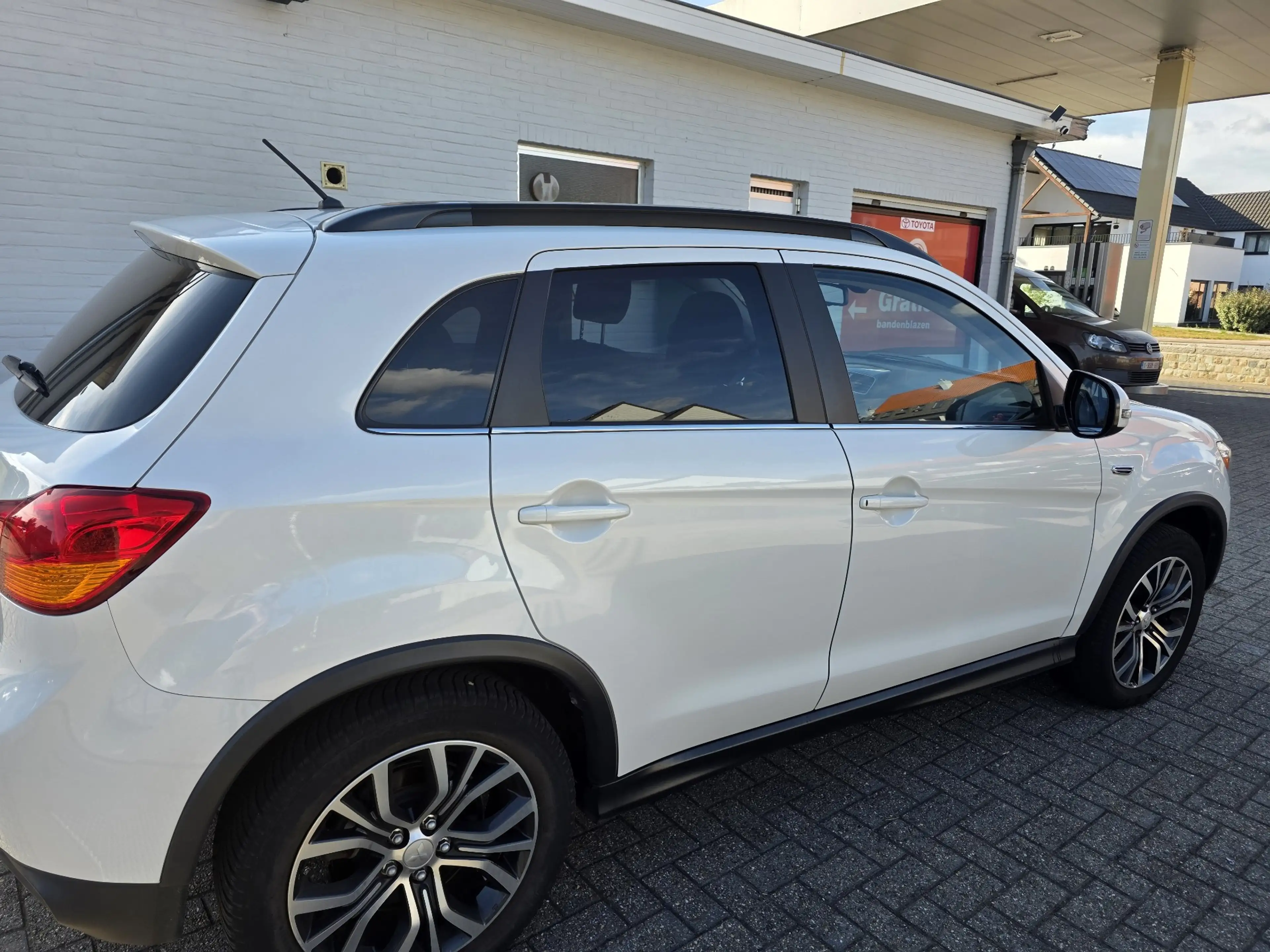 Mitsubishi ASX ASX 1.6i 2WD Invite (EURO6) — photo 12