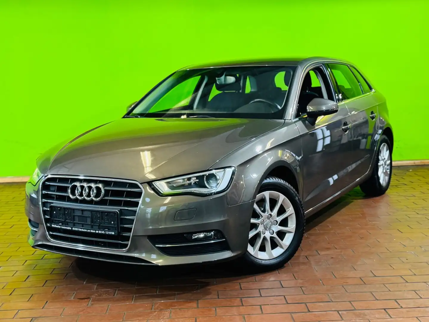 Audi A3 Sportback Attraction Einparkhilfe Xenon Grau - 1