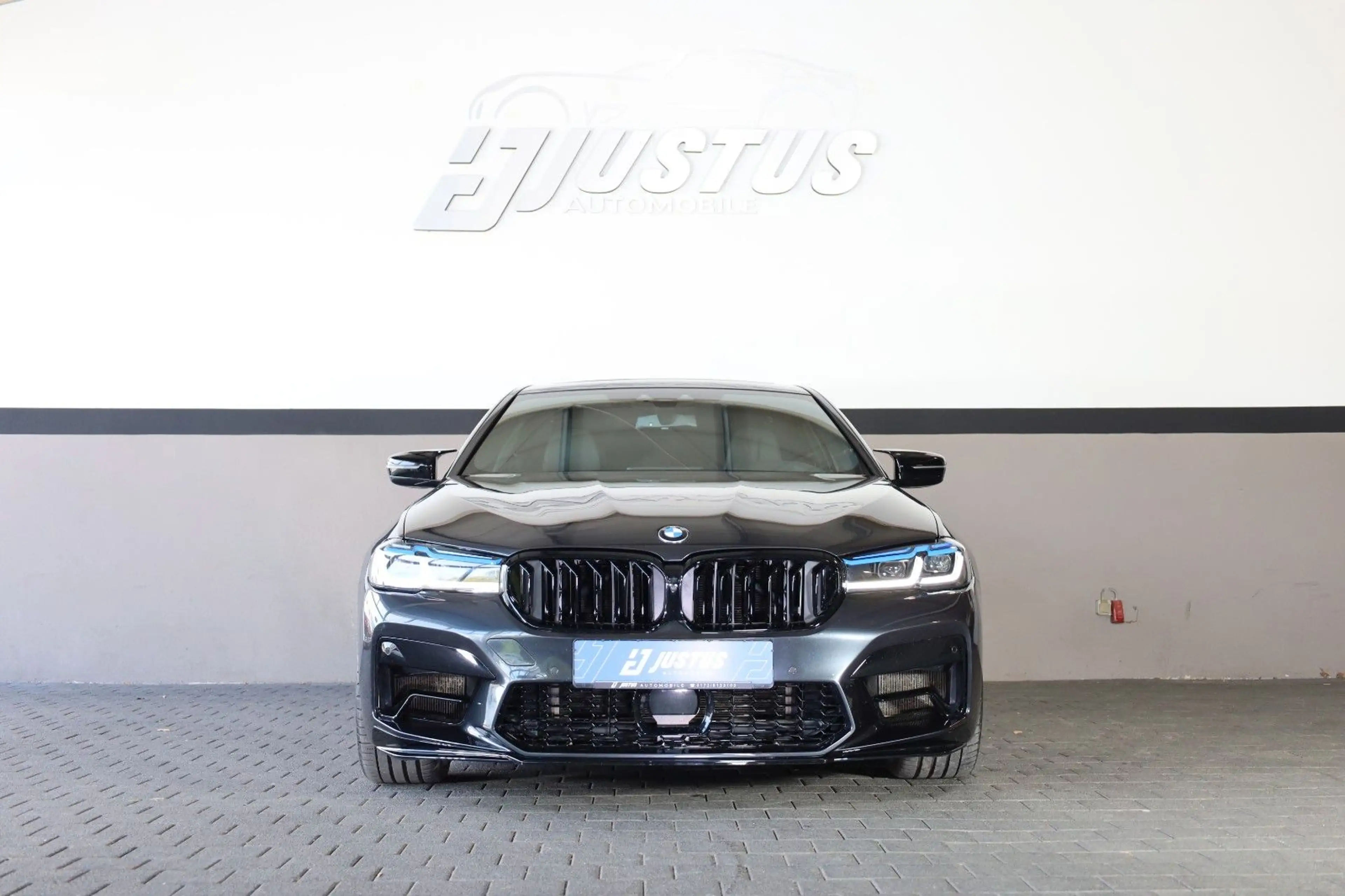 BMW 550 i xDrive/DEUTSCH!!/360*/HUD/HK/SHZ/SBL/R20 — photo 2