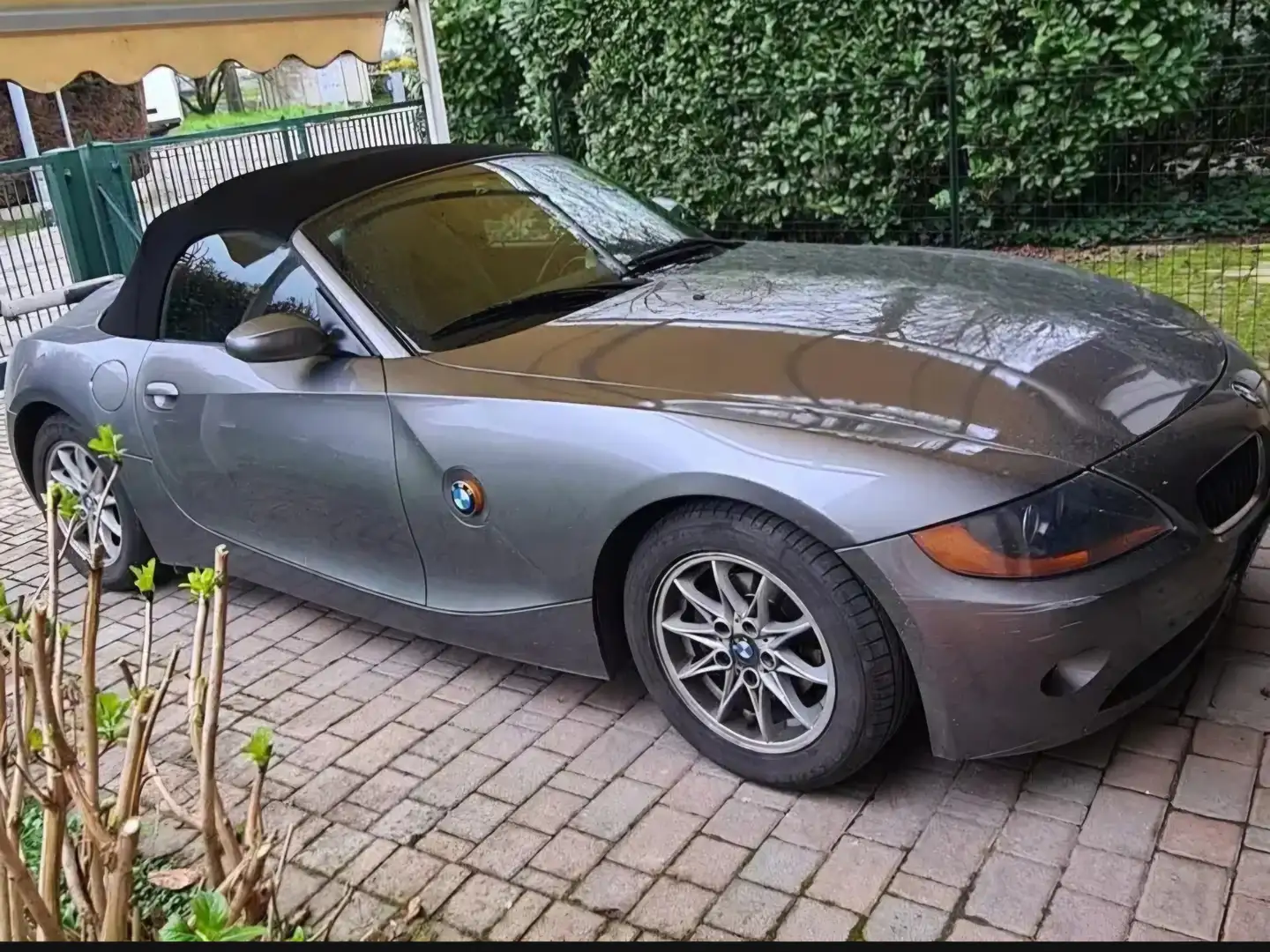 BMW Z4 Roadster 2.2i - 2