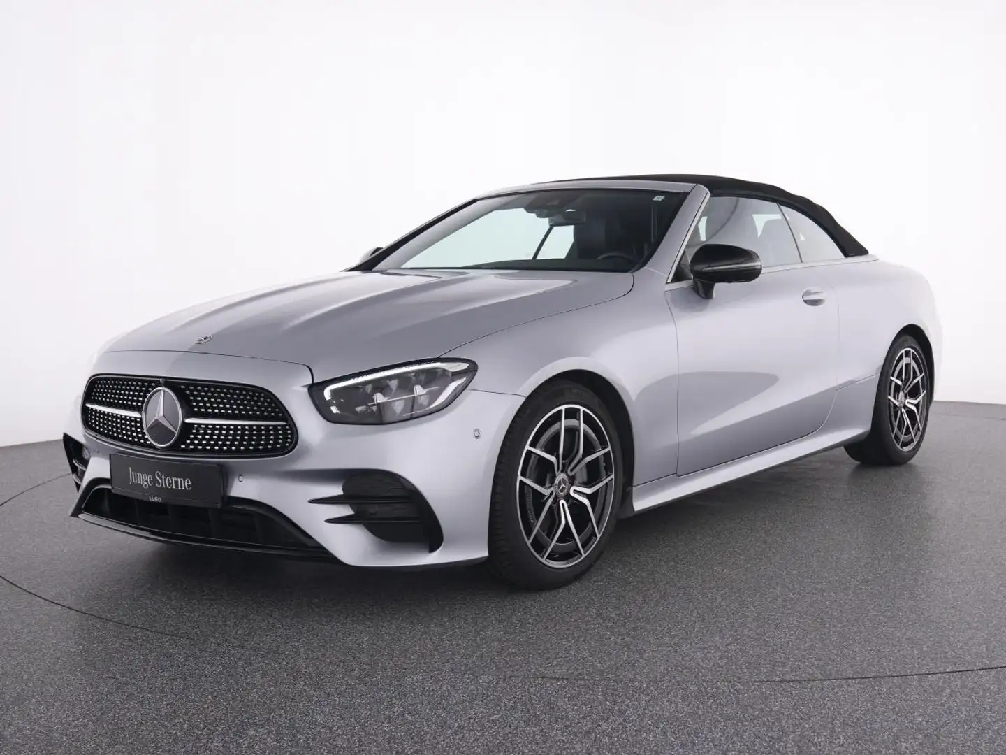 Mercedes-Benz E 220 d Cabrio AMG+MBUXHighE+LED+Night+TotwA+360 Ezüst - 2