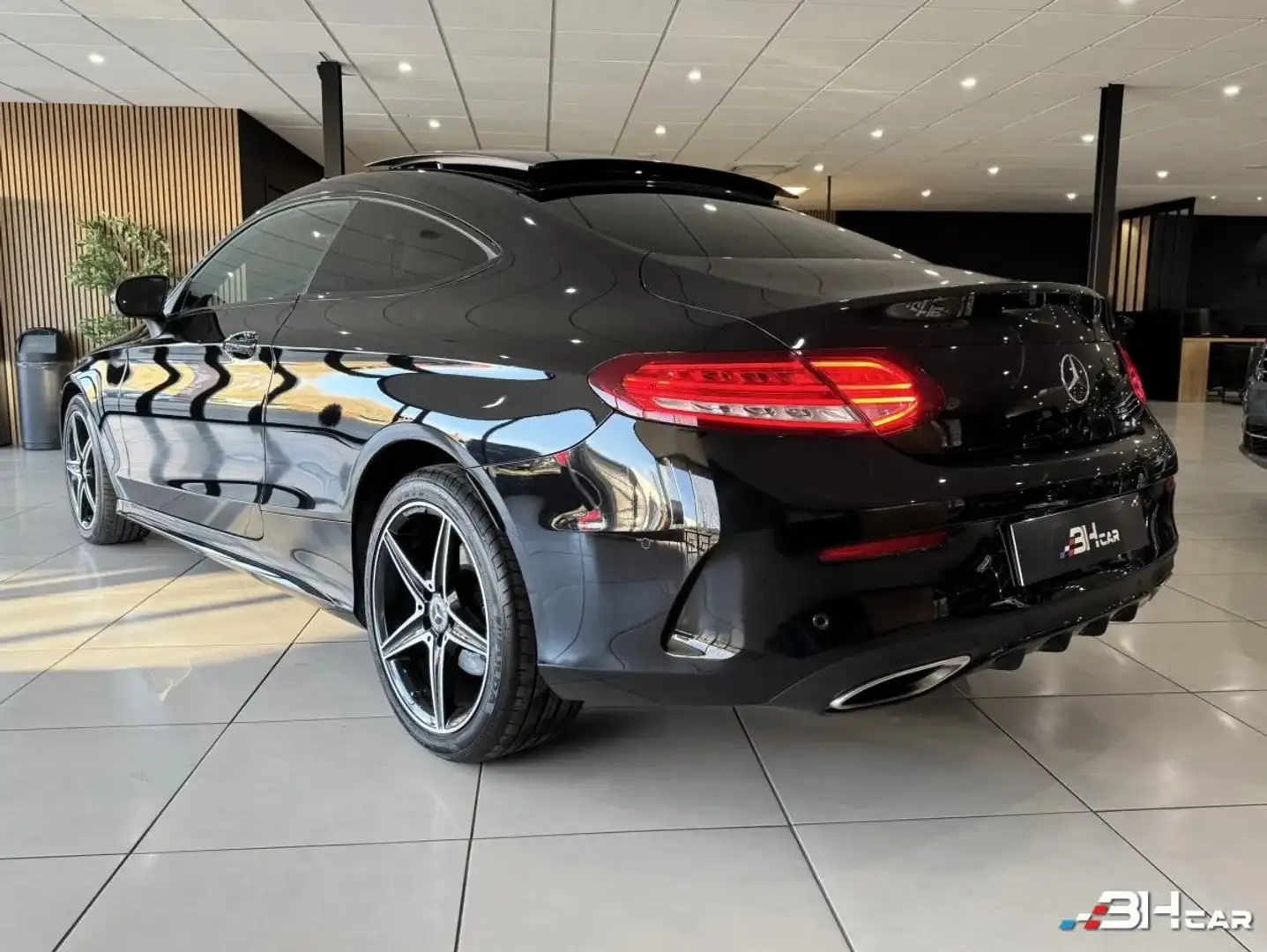 Mercedes-Benz C 180 180 COUPÉ 156 CH AMG LINE TOIT OUVRANT 9G-TRONIC Schwarz - 2