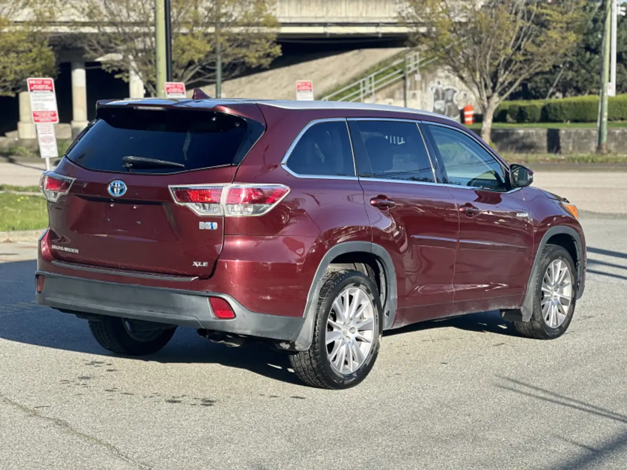 Toyota Highlander снимка Toyota Highlander