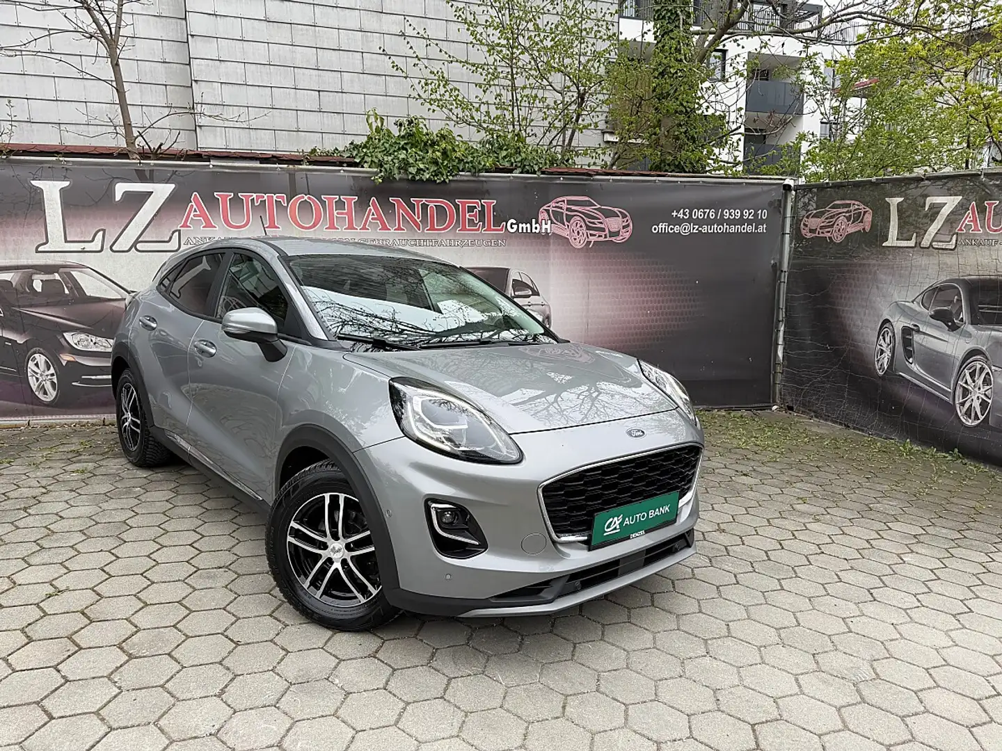 Ford Puma 1,0 EcoBoost ST-Line X Grau - 1