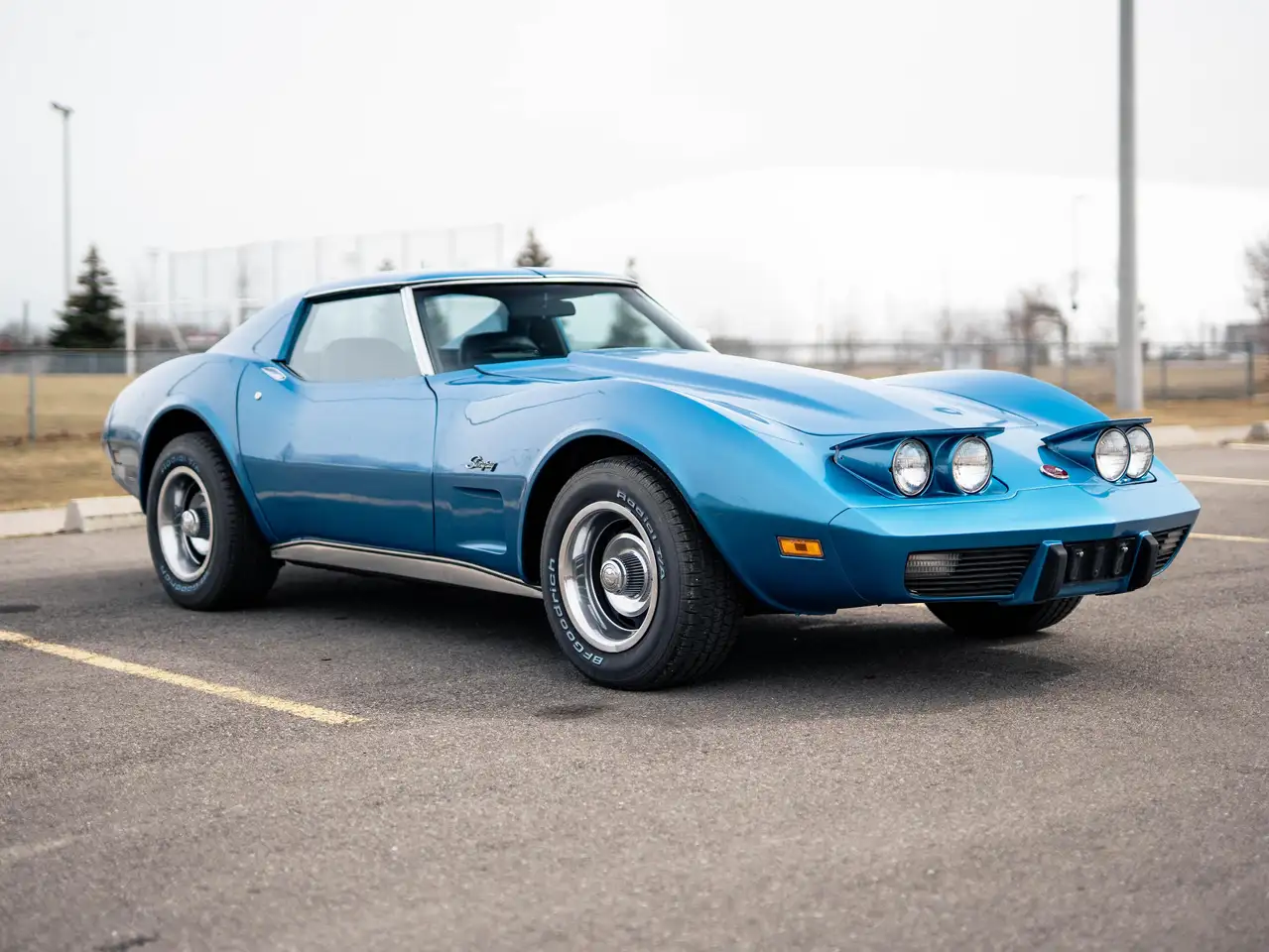 Chevrolet Corvette снимка Chevrolet Corvette