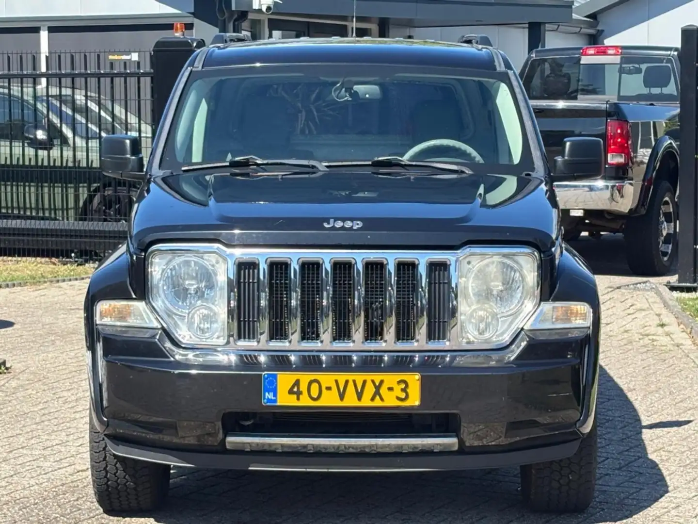 Jeep Cherokee 2.8 CRD Automaat Limited Grijs Kenteken Youngtimer Zwart - 2