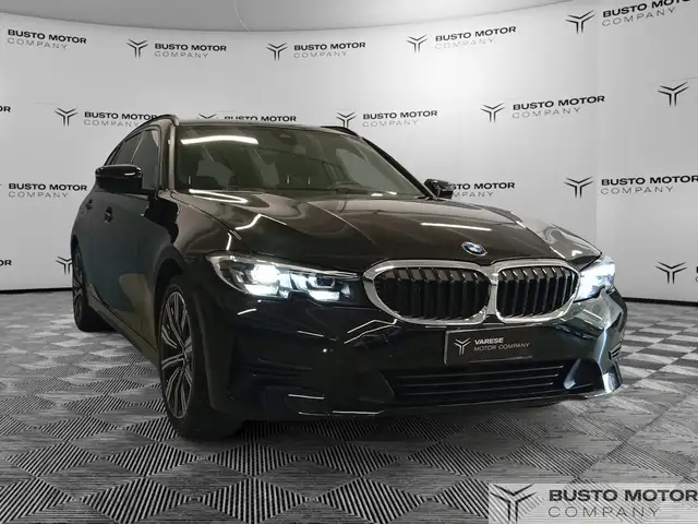 BMW 318 318d Touring mhev 48V Business Advantage auto