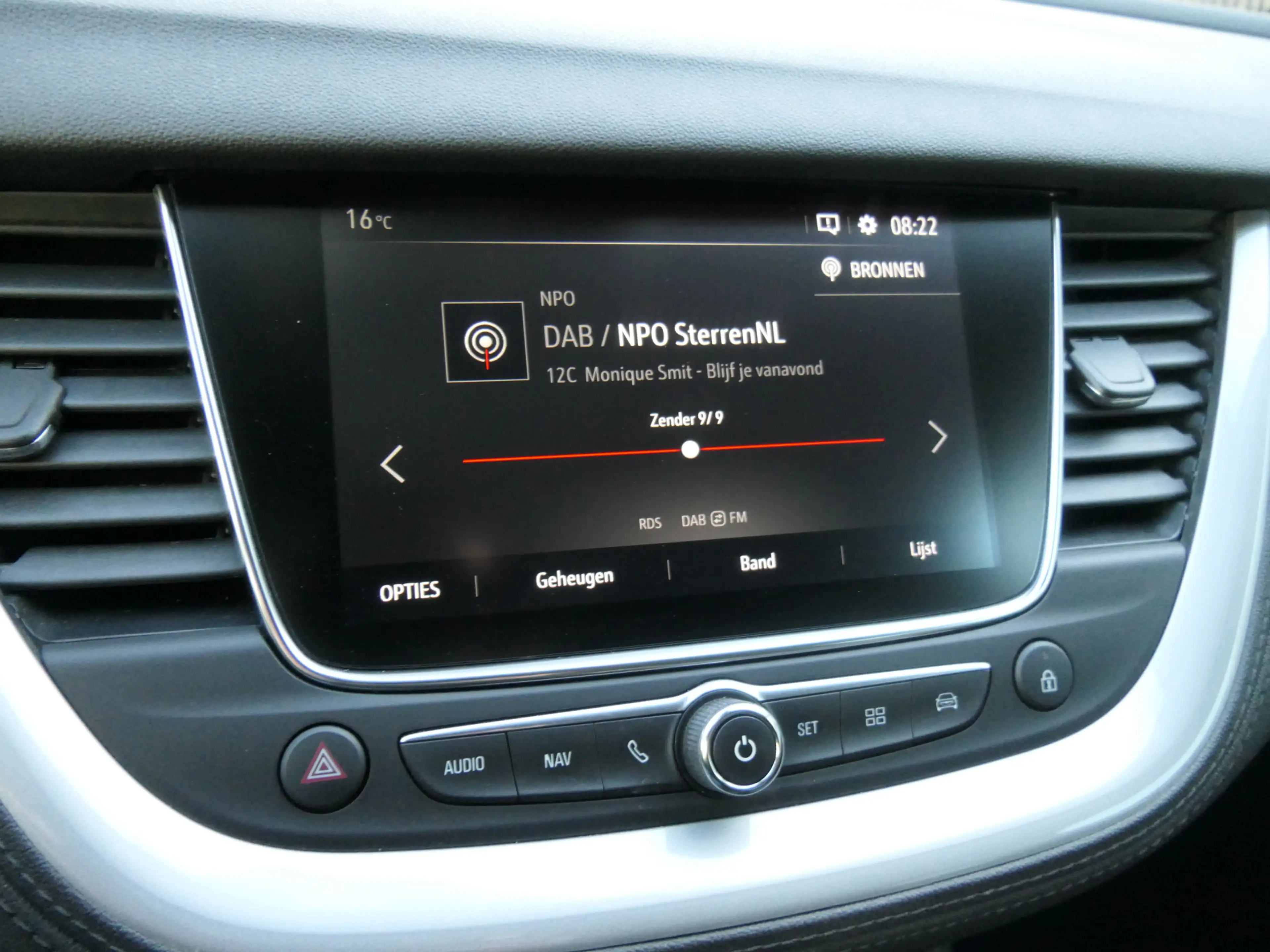Opel Grandland X 1.2 Turbo 120 Jaar Edition | Trekhaak — photo 23