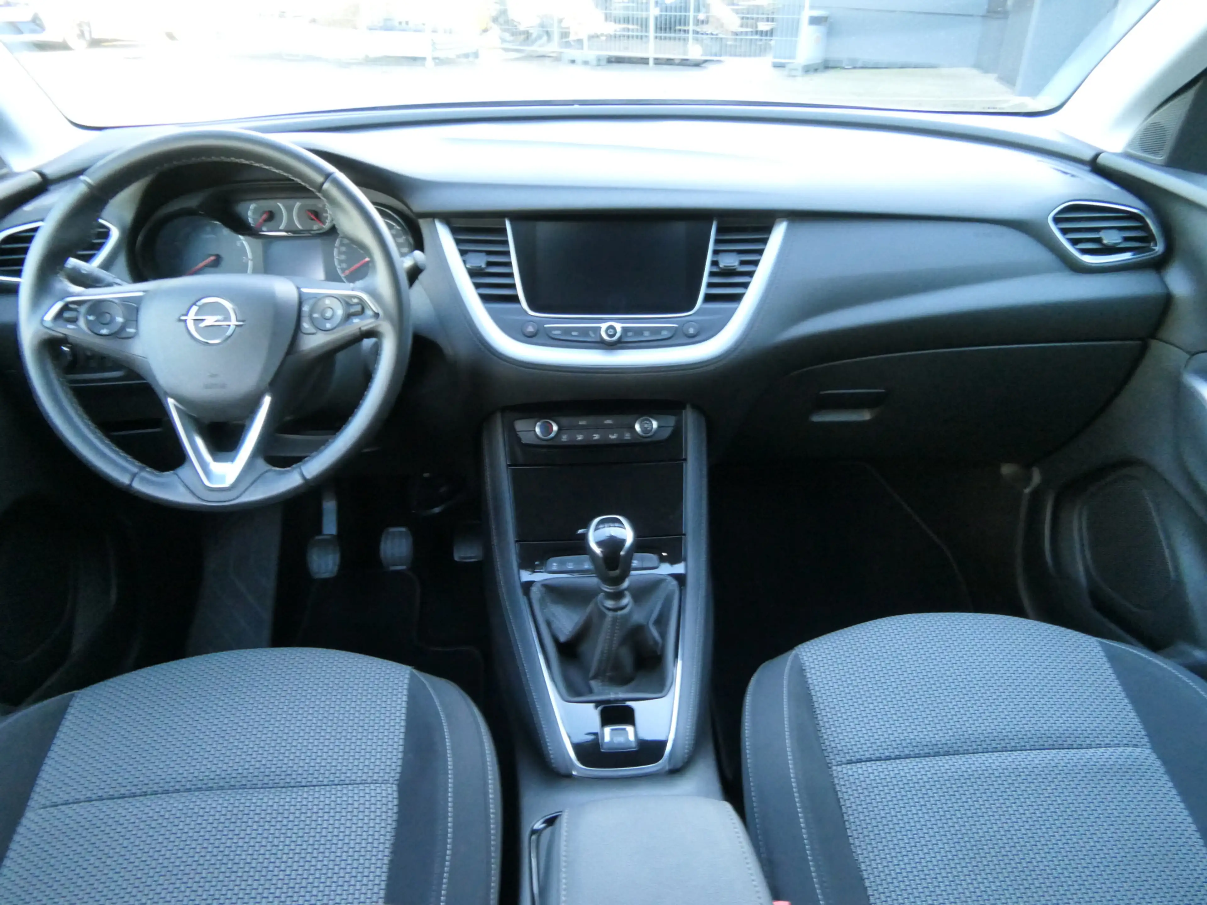 Opel Grandland X 1.2 Turbo 120 Jaar Edition | Trekhaak — photo 19