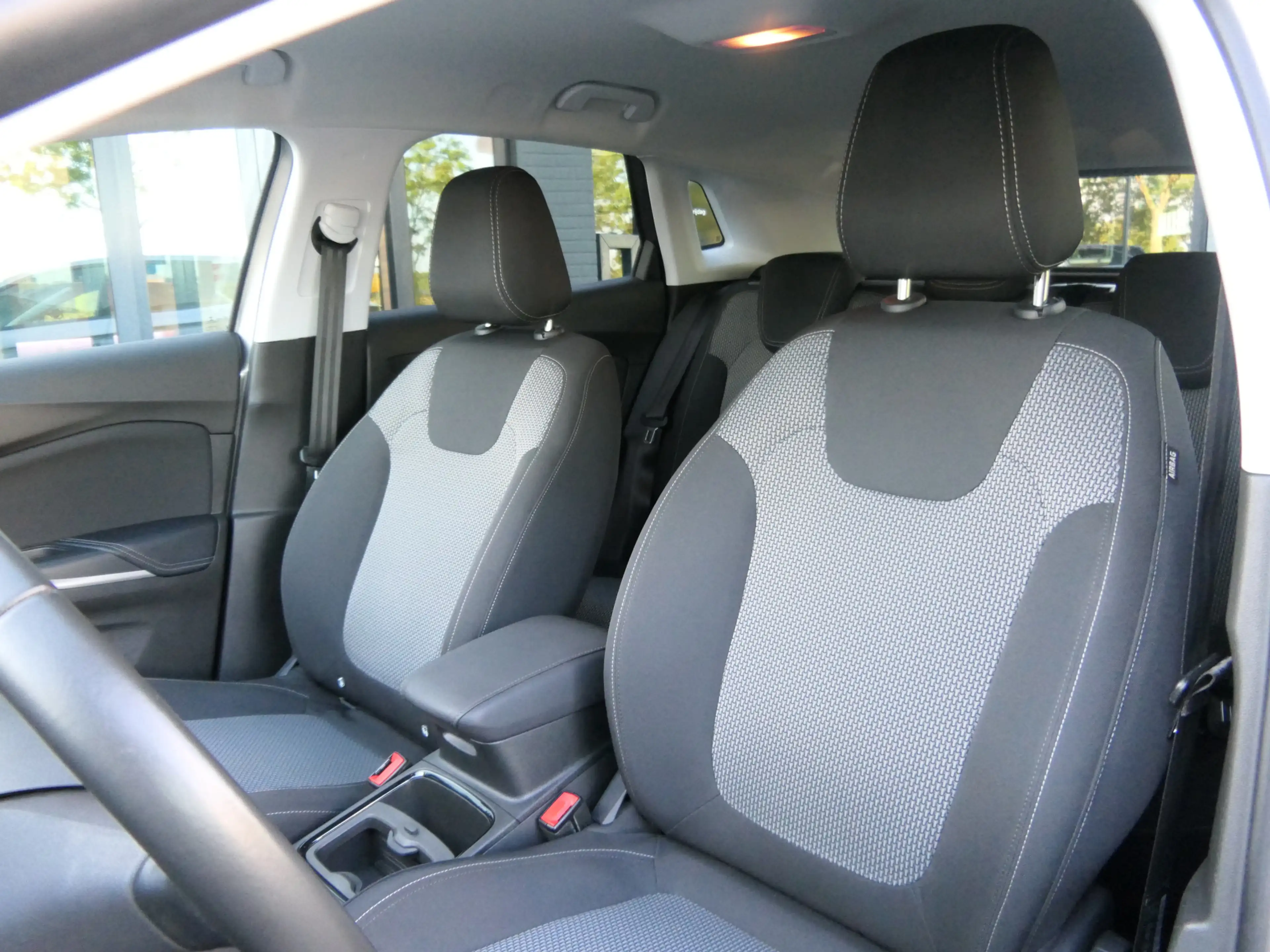 Opel Grandland X 1.2 Turbo 120 Jaar Edition | Trekhaak — photo 4