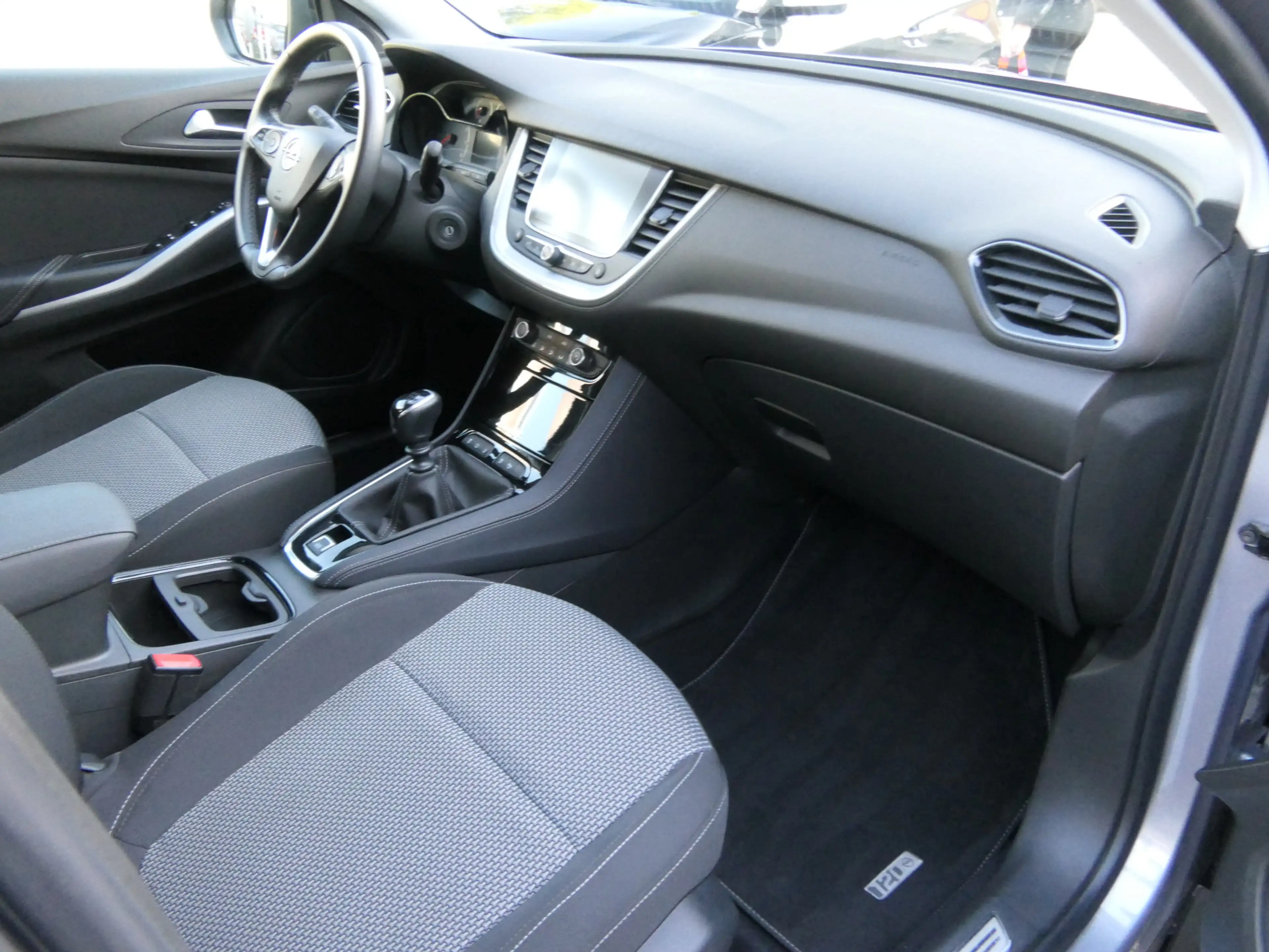 Opel Grandland X 1.2 Turbo 120 Jaar Edition | Trekhaak — photo 15