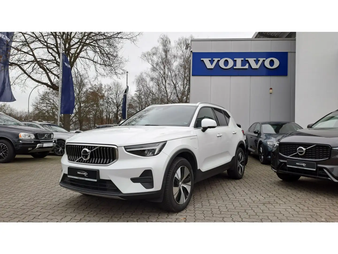 Volvo XC40 T4 Recharge Plus Bright Weiß - 1
