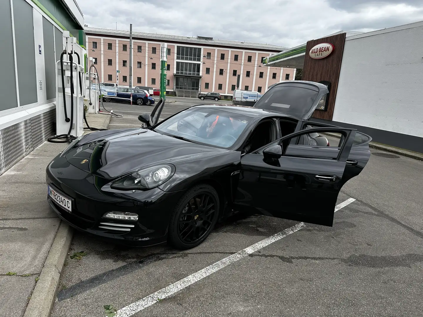 Porsche Panamera 4 PDK - 1