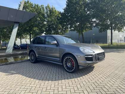 Porsche Cayenne 4.8 GTS | Grey Alcantara |