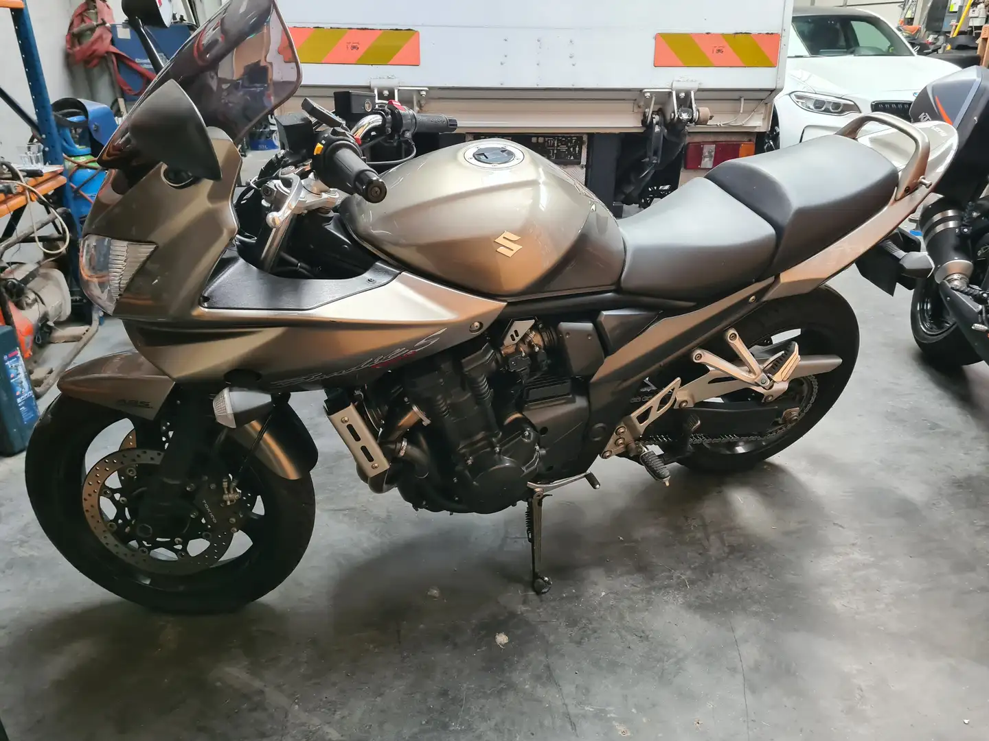 Suzuki Bandit 1250 Vert - 2