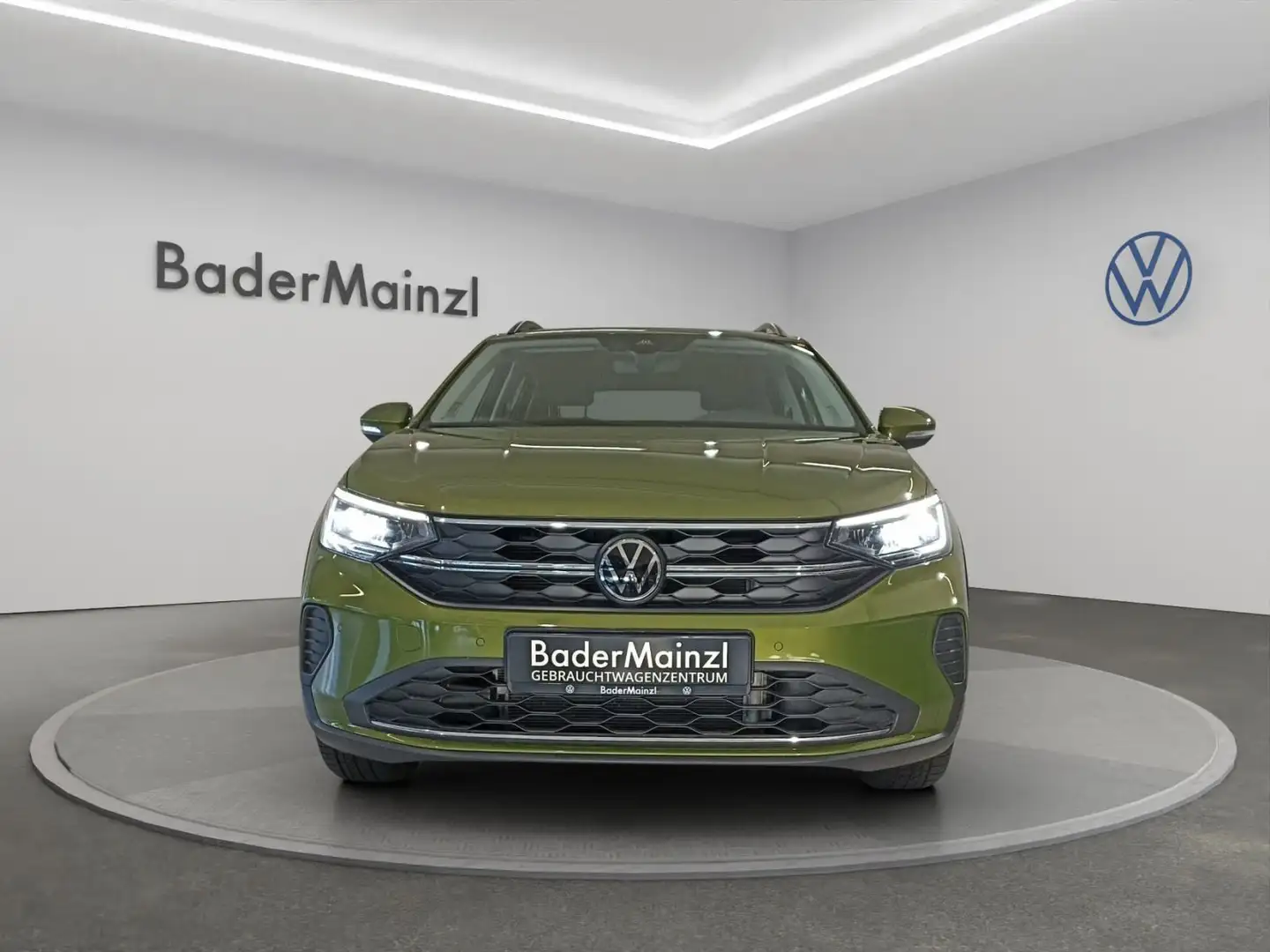 Volkswagen Taigo 1.0 TSI MOVE Kamera AHK ACC SHZ LED Groen - 2