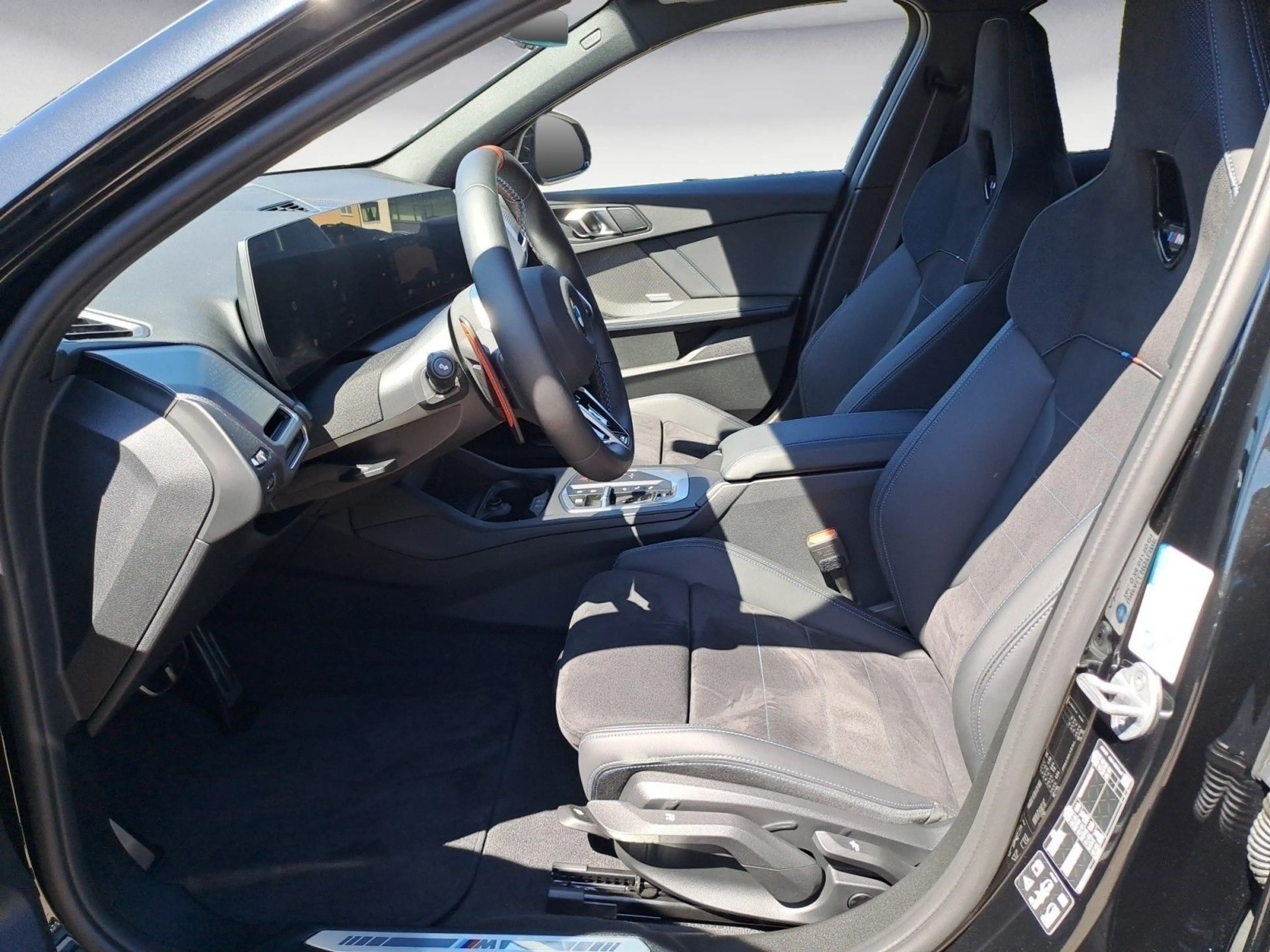 BMW 135 xDrive M Sportpaket Pro M Sportsitze DSG Ku — photo 10