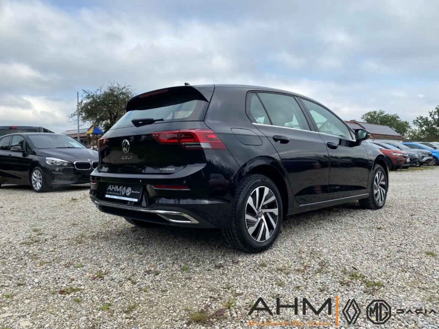 Volkswagen Golf VIII HYBRID NAVI KLIMA KAMERA Zwart - 2