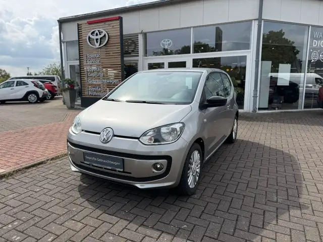 Volkswagen up! cup up!