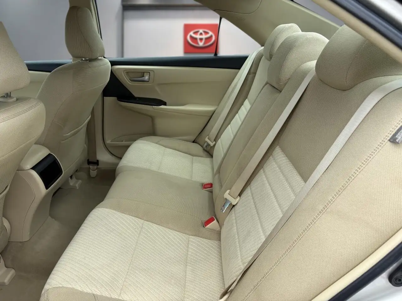 Toyota Camry снимка Toyota Camry