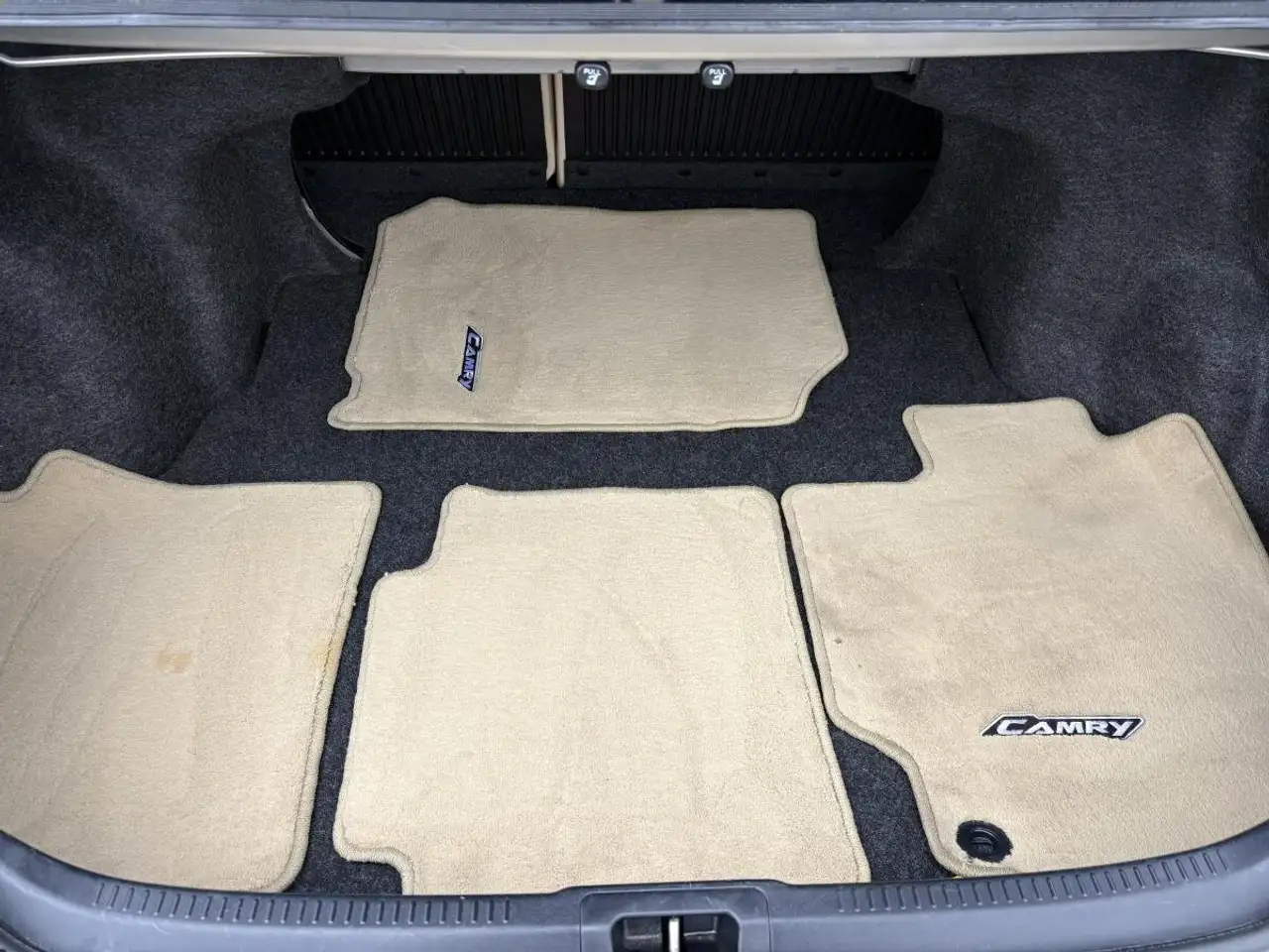 Toyota Camry снимка Toyota Camry