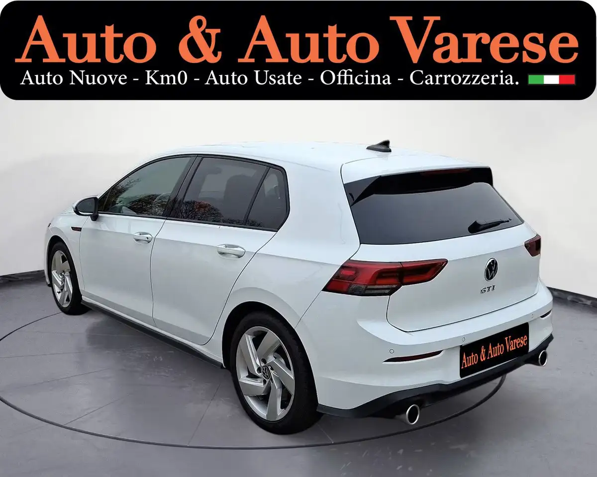 Volkswagen Golf GTI 2.0 TSI GTI DSG 2