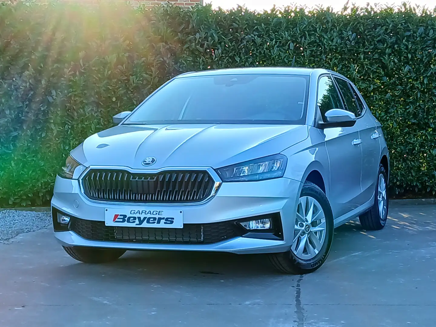 Skoda Fabia 1.0L 80PK 130 Years Special Edition Zilver - 1