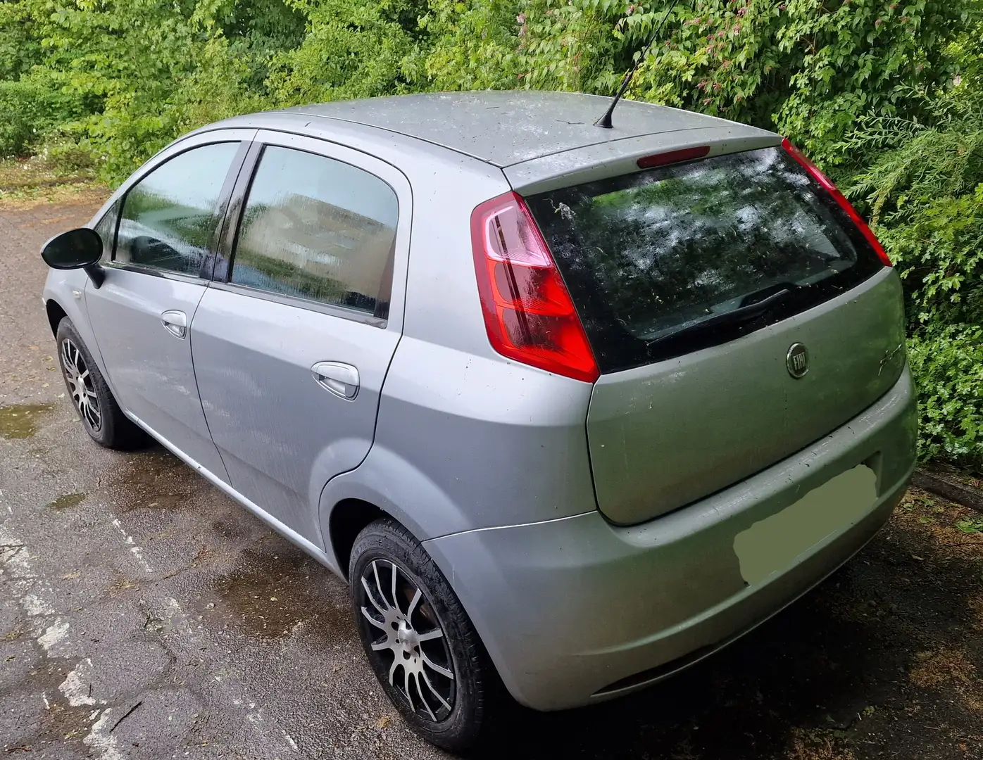 Fiat Grande Punto Grande Punto 1.4 8V Active Gümüş rengi - 2