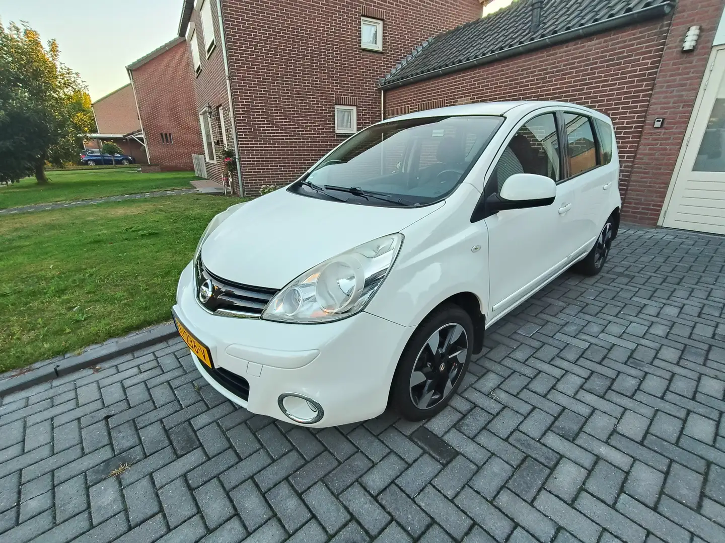 Nissan Note Note 1.4 Visia Wit - 1