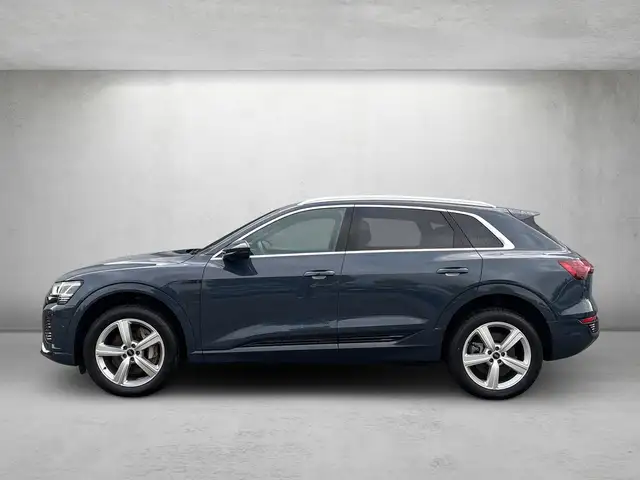 Audi Q8 E-Tron view 3