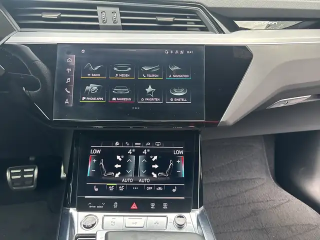 Audi Q8 E-Tron view 12