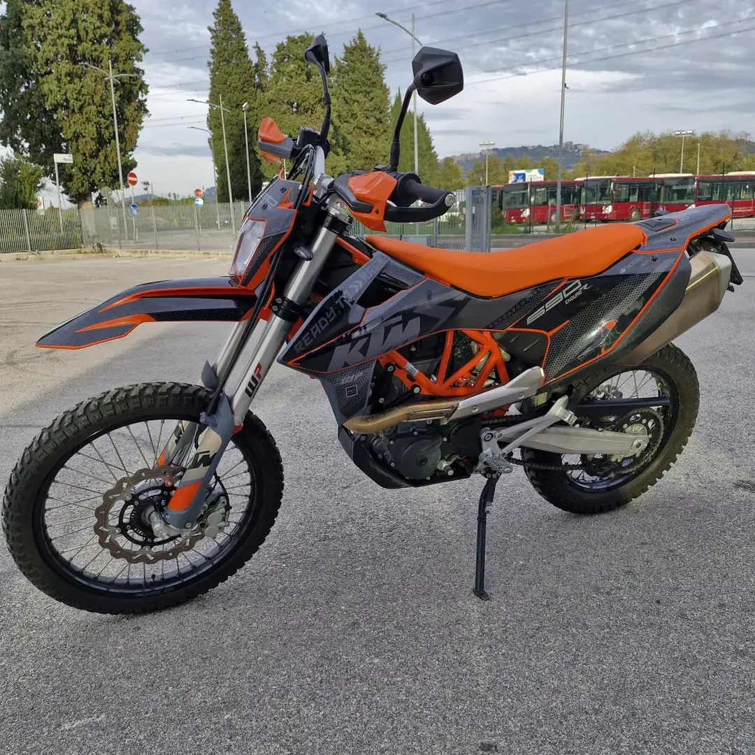 KTM 690 Enduro FH84790 - 2