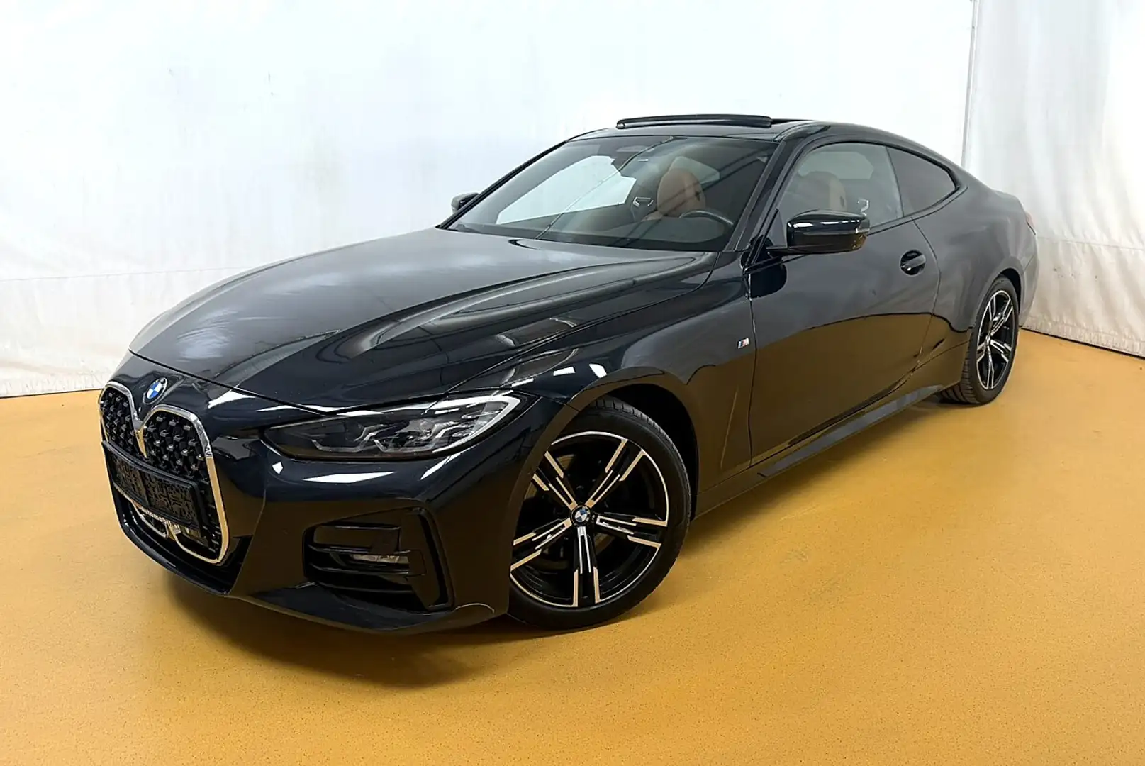 BMW 420 i Aut. M Sport_Schiebedach Schwarz - 1
