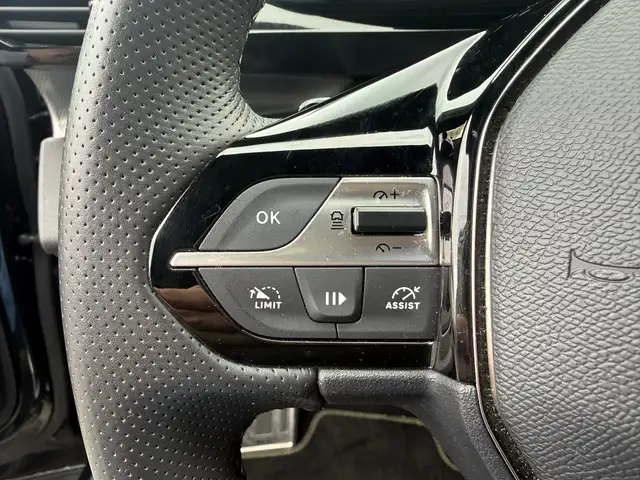 Peugeot 408 view 10