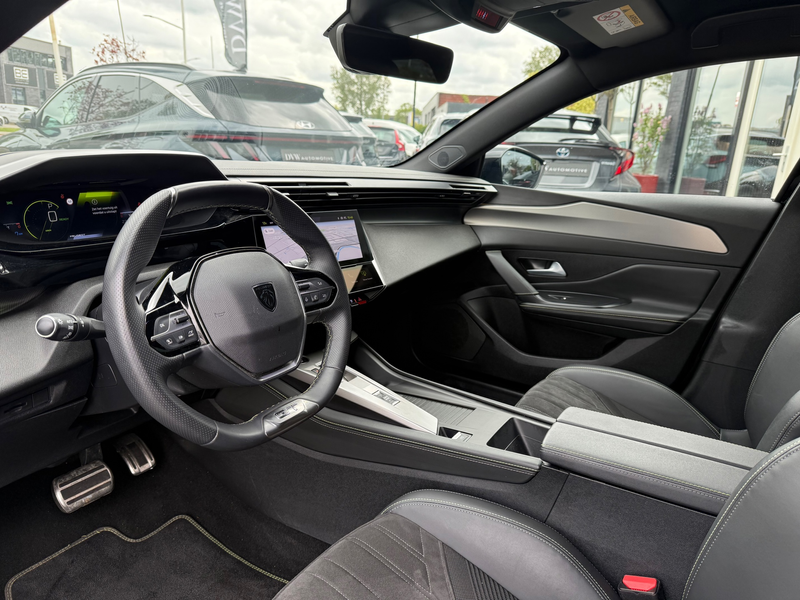 Peugeot 408 1.6 HYBRID 225PK EAT8 GT Plug-in SOH 100% — photo 7