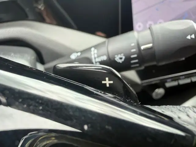 Peugeot 408 view 11