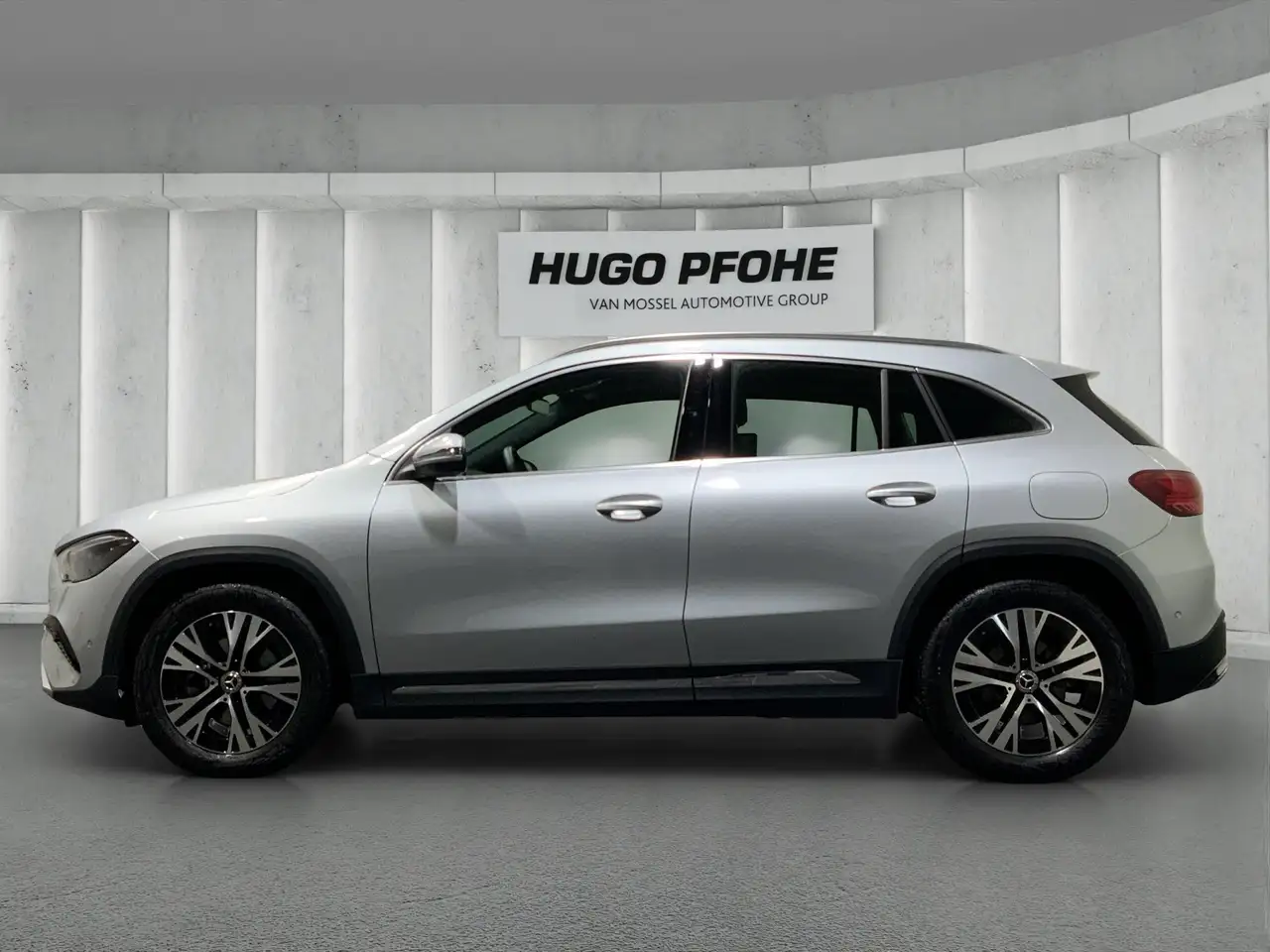 Mercedes-Benz GLA 200 Progressive (EURO 6e) 2