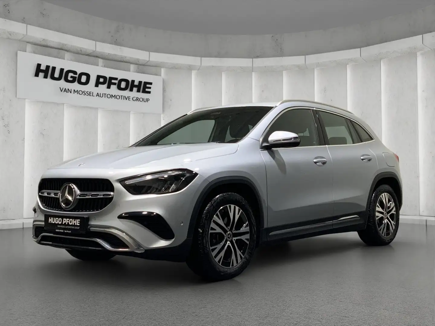 Mercedes-Benz GLA 200 Progressive (EURO 6e) Plateado - 1