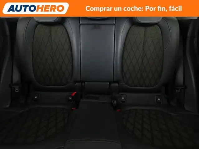 BMW X1 view 16