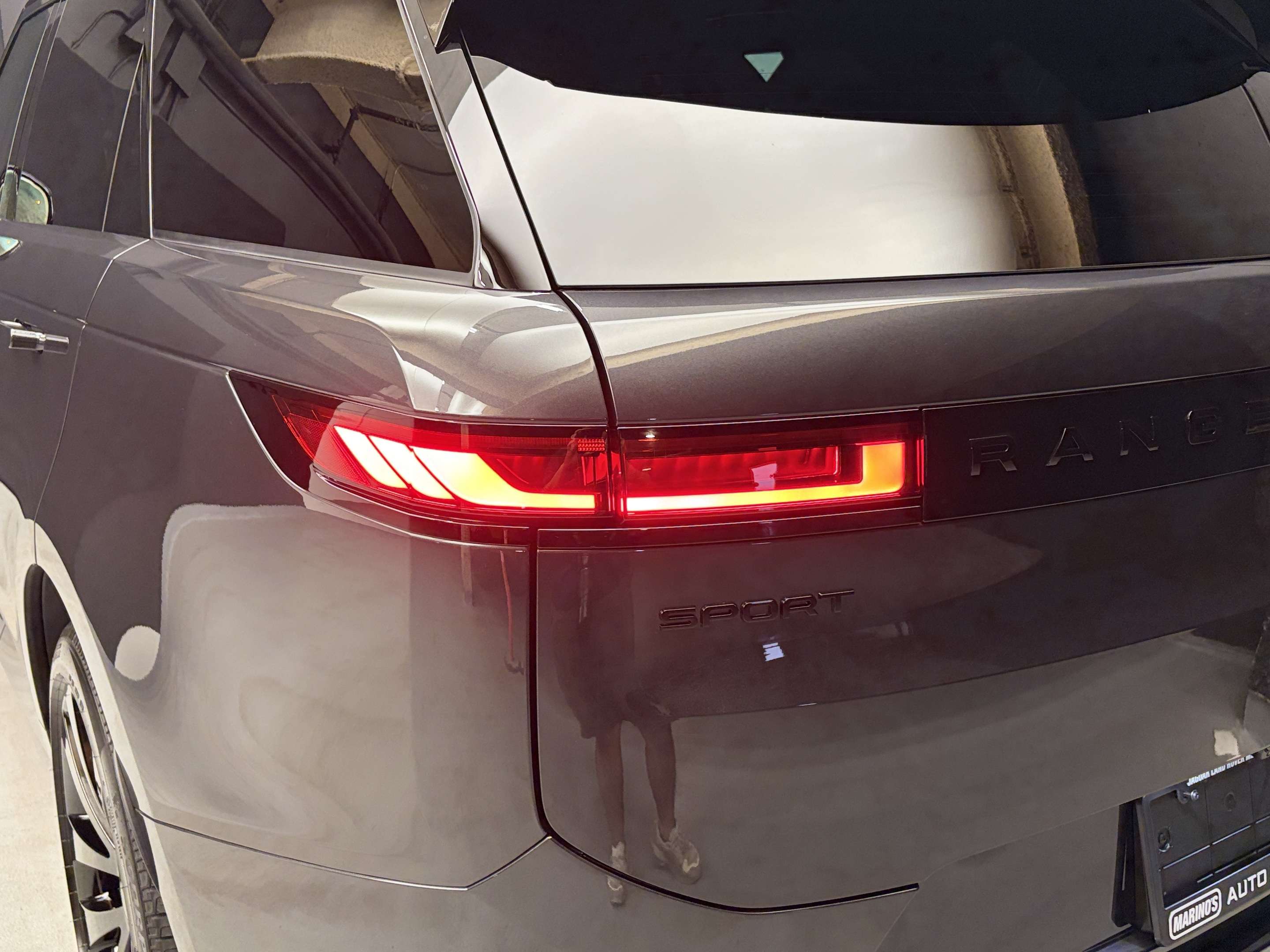 2026 Land Rover Range Rover Sport Dynamic HSE thumb 7