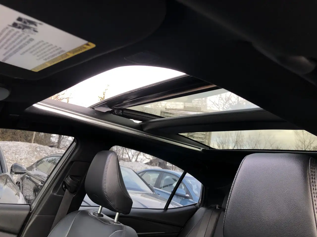 Toyota Camry снимка Toyota Camry