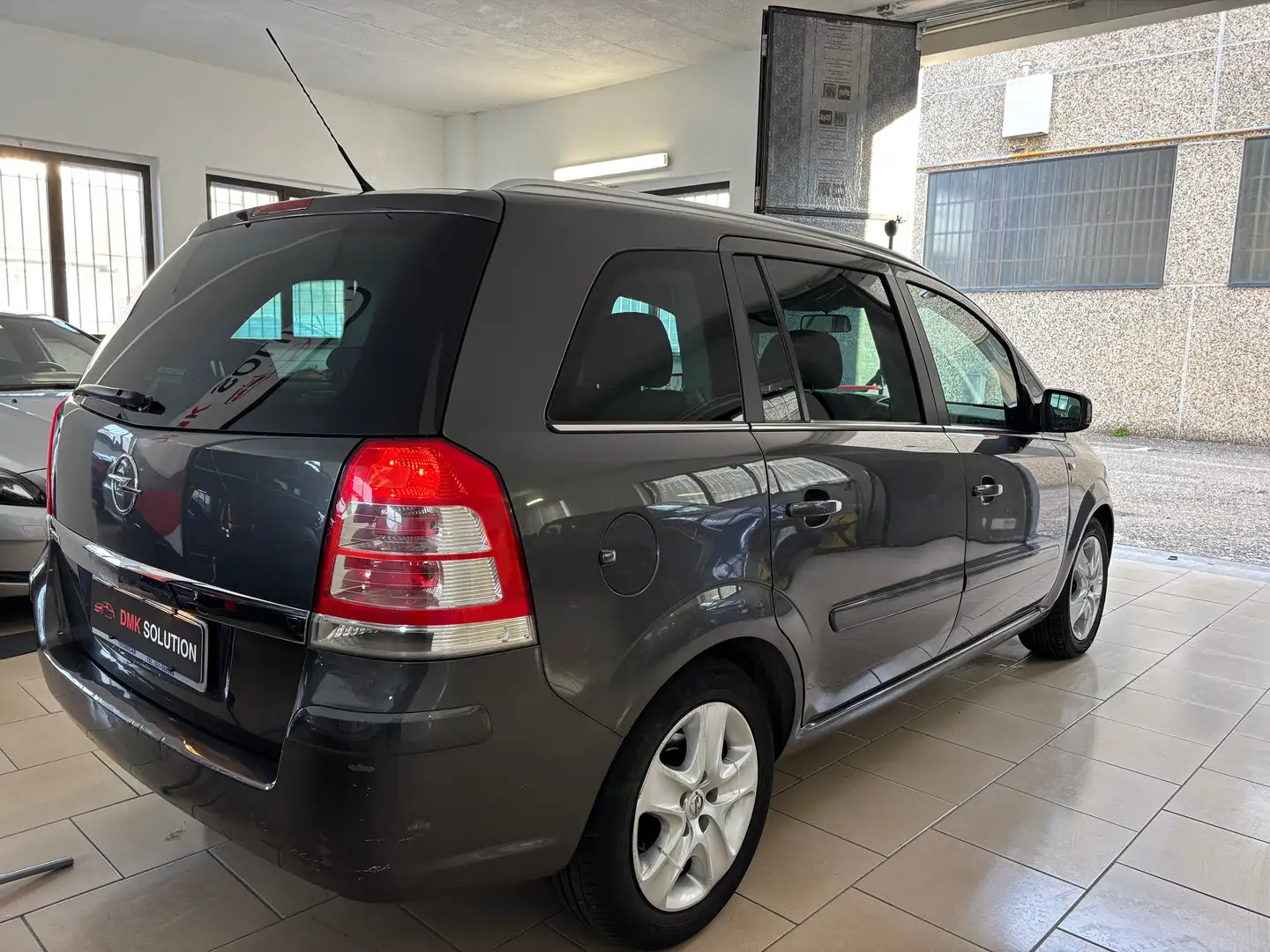 Opel Zafira 1.6 Edition Cosmo **7 POSTI - UNICO PROPIETARIO** Grijs - 2