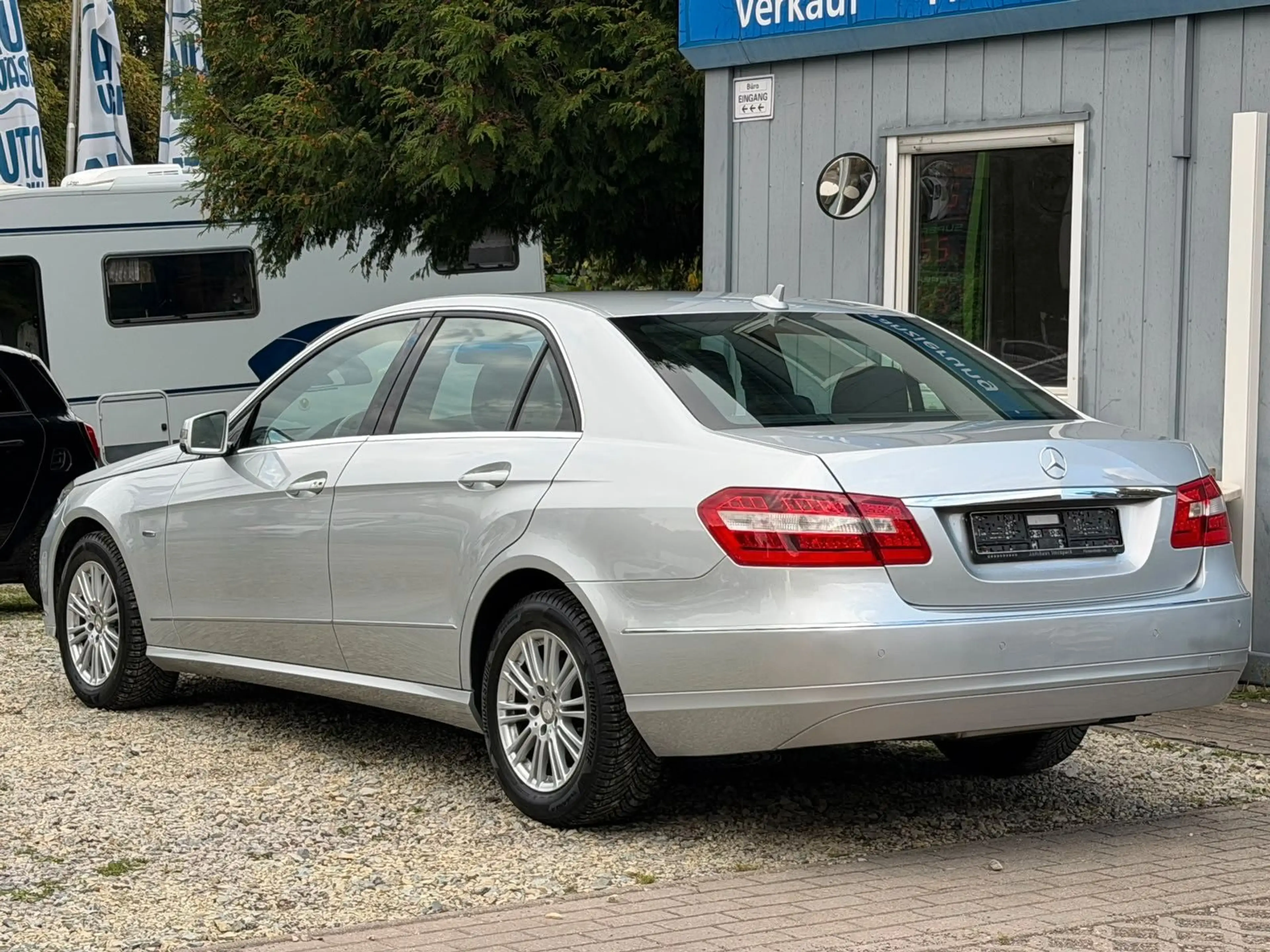 Mercedes-Benz E 220 CDI BlueEfficiency Elegance*ACC*PDC*Navi — photo 8