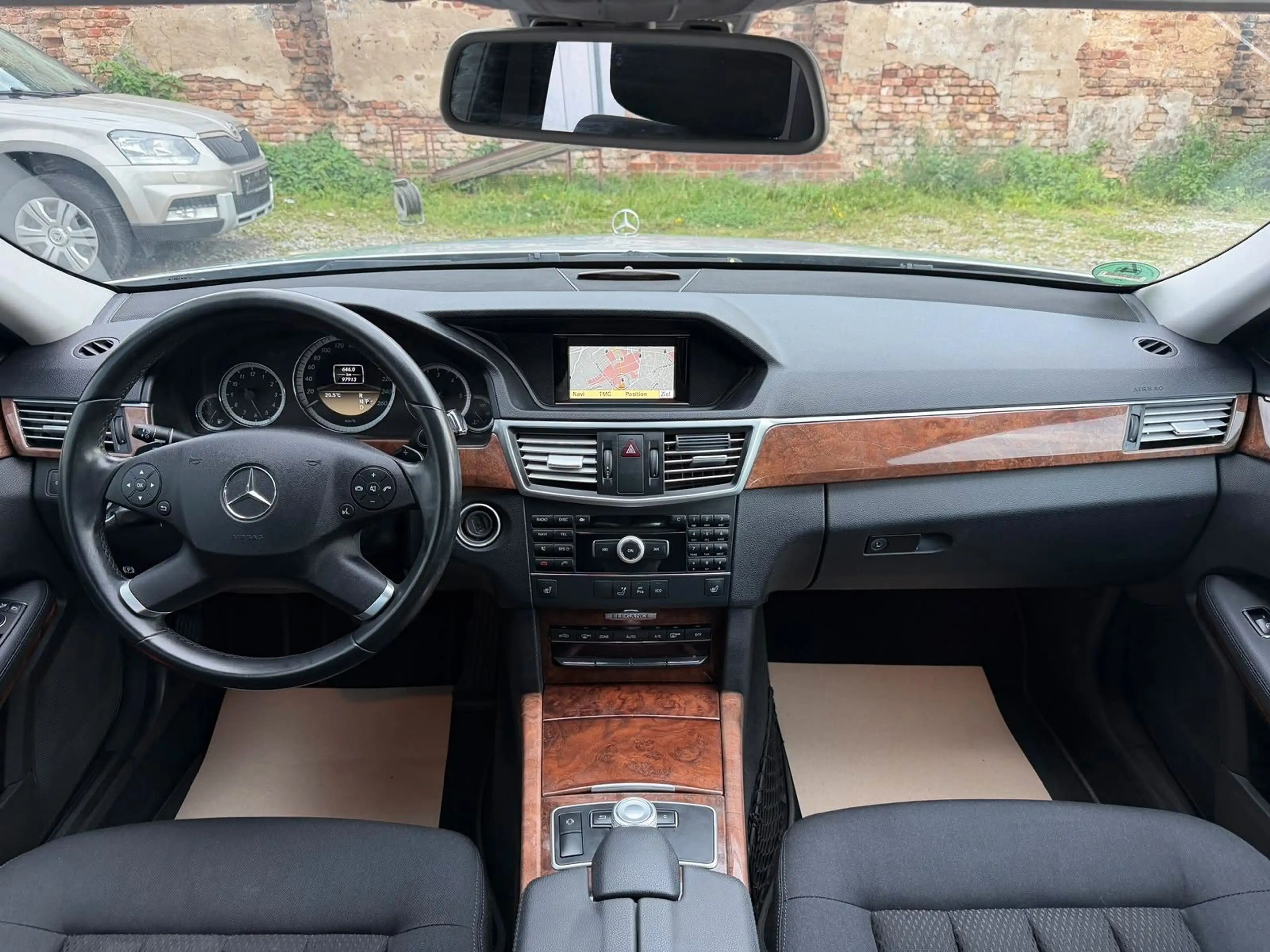 Mercedes-Benz E 220 CDI BlueEfficiency Elegance*ACC*PDC*Navi — photo 3