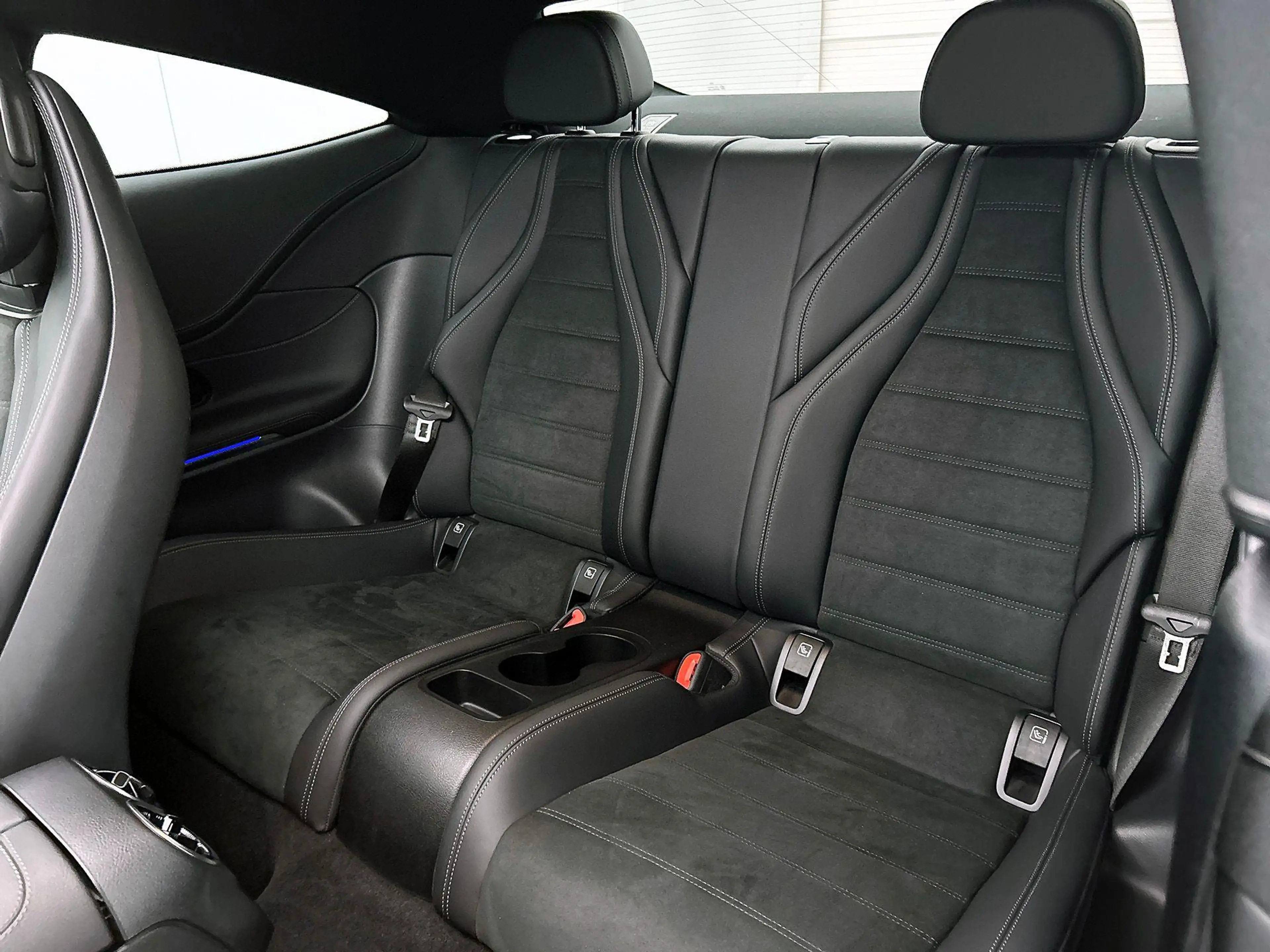 Mercedes-Benz CLE 220 D Coupé AMG Line | Panoramisch Dak | Trekhaak | Do — photo 27